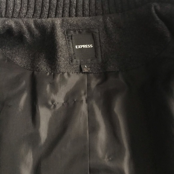 Bomber jacket - Picture 4 of 4